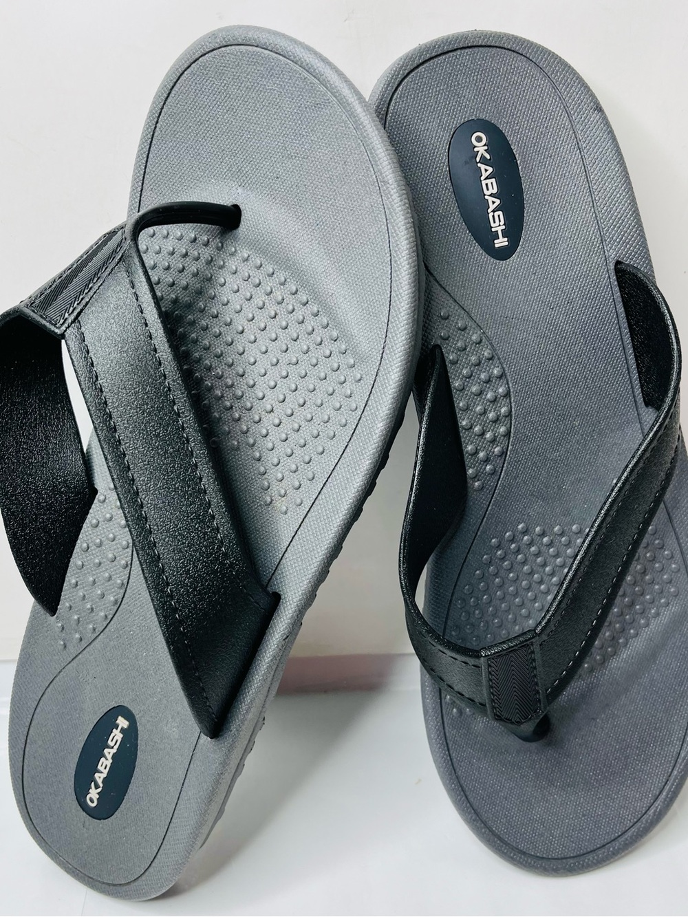 Okabashi Gray and Black Cushioned Flip Flops